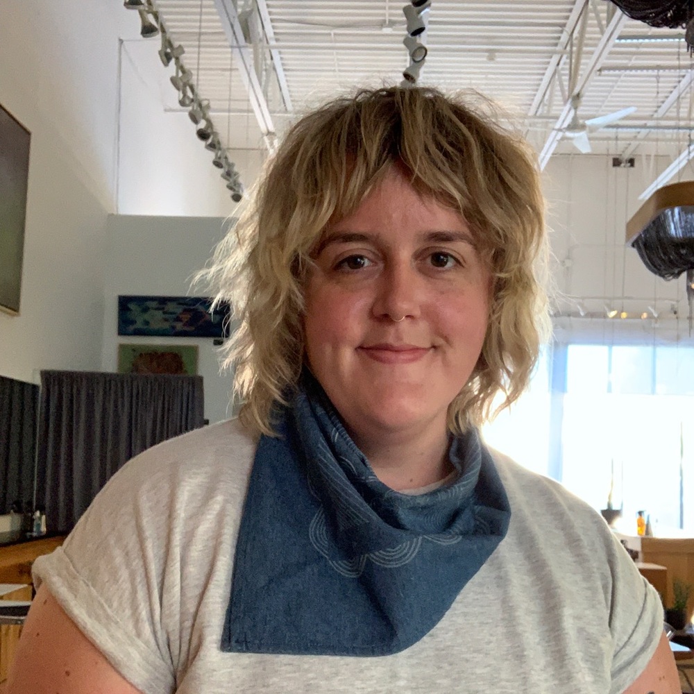 Meet your Posher, Lydia